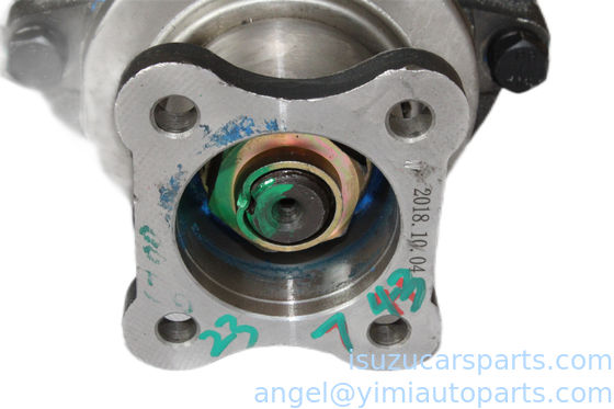NKR57 イスズウ・シャシパーツ 55 KY 12MM 4JG2 DRIVE ASM FINAL RR 7/43 8943389021 2402100A2