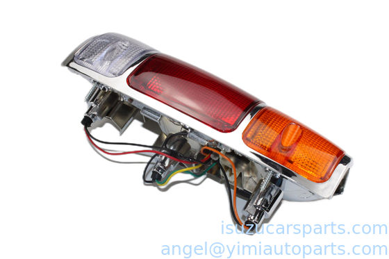 ISUZU UCR TFR2000 テイルランプ ASM R 8970687401