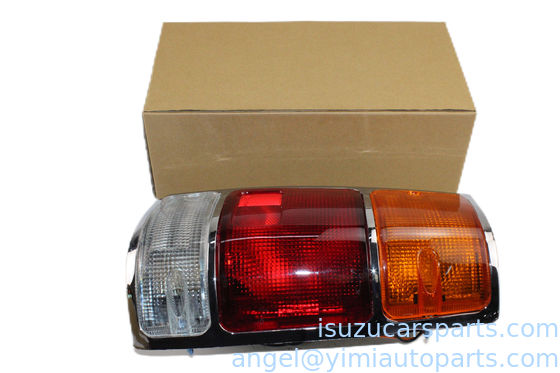 ISUZU UCR TFR2000 ランプ ASM RR COMB LH 3716100D 8970687410 8971210800