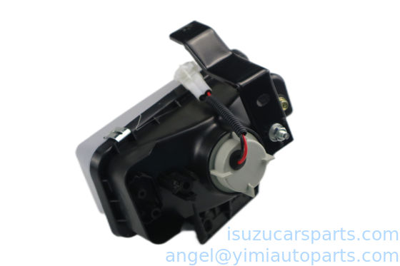 ISUZU 700P 4HK1 ランプ ASM FOG R 8973789081 3732040-P301 8981491430