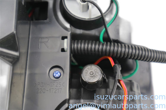ISUZU DMAX2015 TAIL LAMP ASM R ((LED) ダークレッド 8982330920