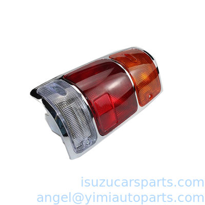 ISUZU UCR TFR2000 テイルランプ ASM L 8970687410